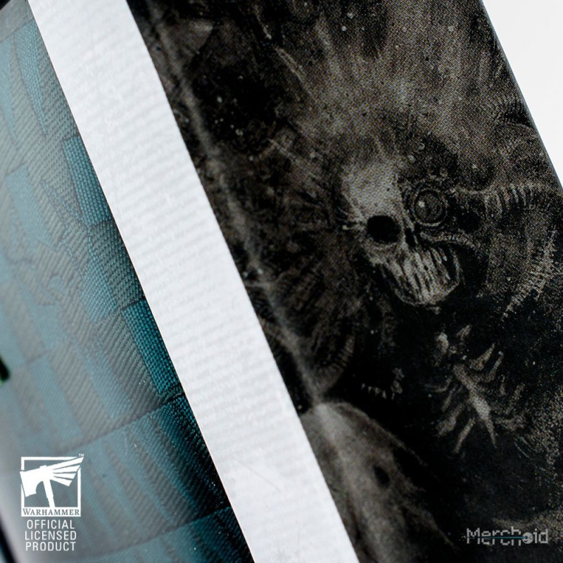 Warhammer 40,000: Orks Necktie and Pin Set