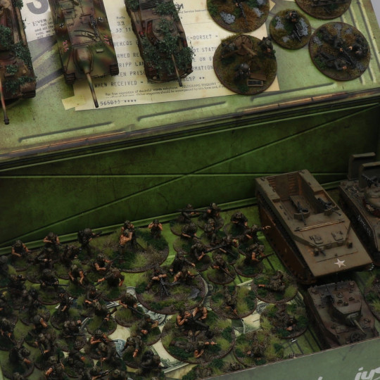 Pudełko magnetyczne Bolt Action  z dwoma płytkami