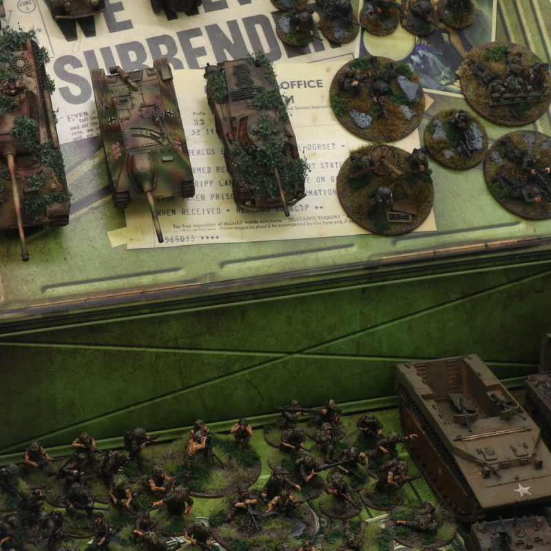 Pudełko magnetyczne Bolt Action  z dwoma płytkami