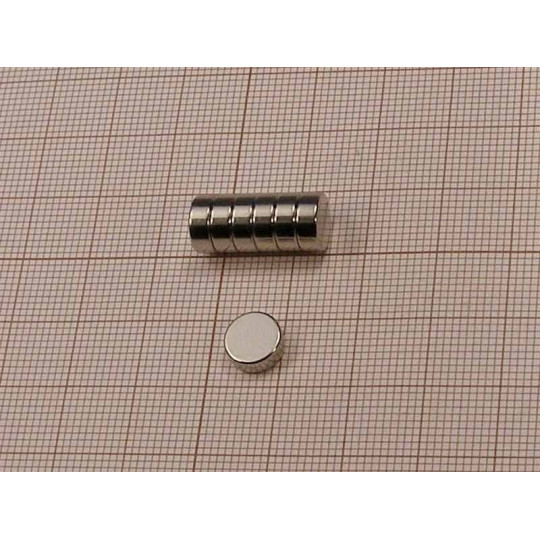 Magnes neodymowy walec 8 x 3 mm