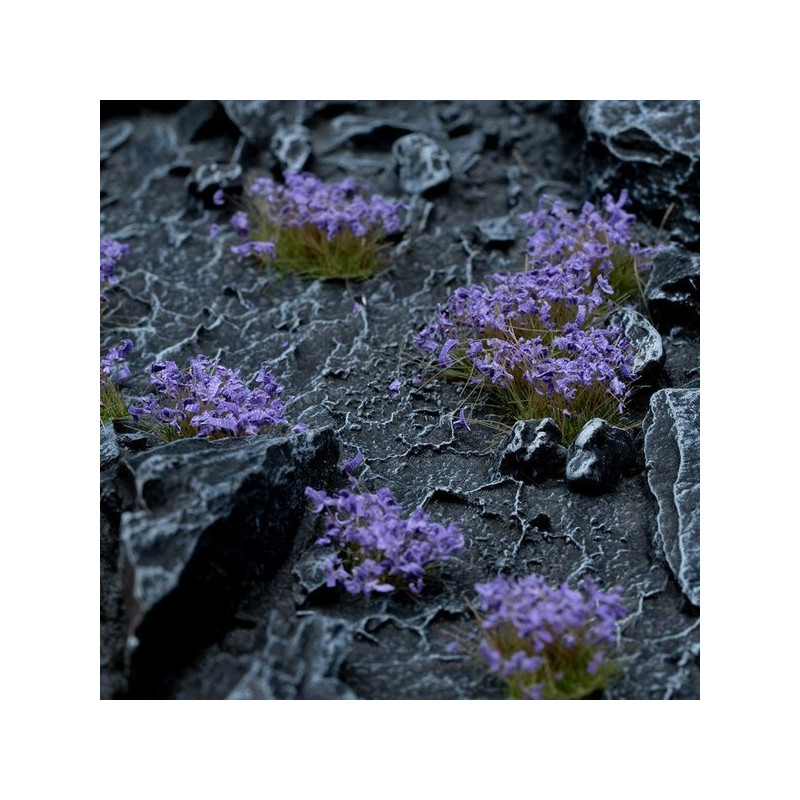 Gamers Grass Tufts: Violet Flowers